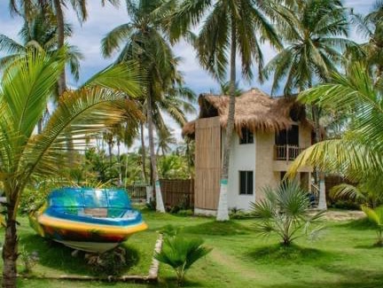 Tierra Bomba Island Hotel | HABITACION TIPO CABAÑA CON BALCON EN ISLA DE TIERRA BOMBA CON DESAYUNO AIRE ACONDICIONADO Y WIFi