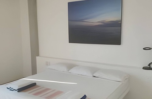 Las Playas Hotel | Habitaciones Coral in Acapulco