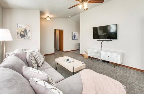 Collister House | #HabitueHomes - Castle Hills Hideaway