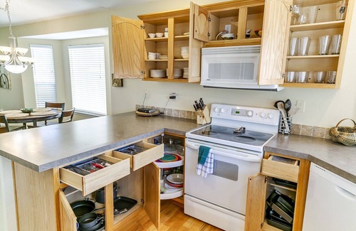 Collister House | #HabitueHomes- Northwest Family Retreat