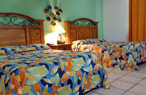 Esterito Hotel | Hacienda Bugambilias