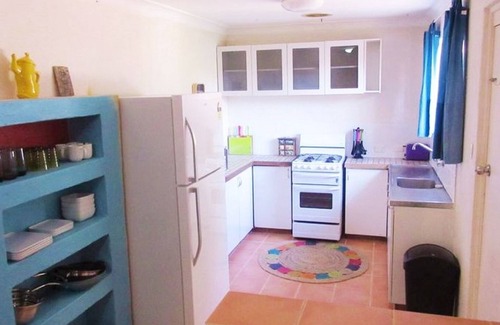 Yanchep Villa | Hacienda by the Sea - Pet friendly