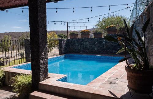 San Juan del Rio House | Hacienda con Alberca Vintage