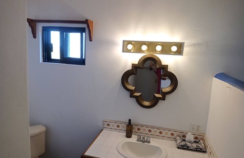 La Ribera Bed & Breakfast | Hacienda de Palmas: Room #2 Cupola with one queen size bed