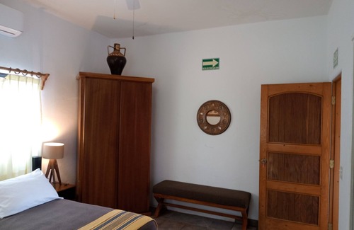 La Ribera Bed & Breakfast | Hacienda de Palmas: Room #4 East Cape with one queen size bed