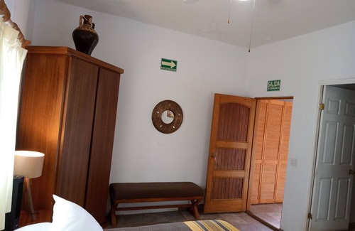 La Ribera Bed & Breakfast | Hacienda de Palmas: Room #4 East Cape with one queen size bed