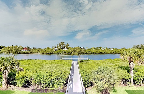 Cape Haze Condo | Hacienda Del Mar | Balcony & Outdoor Kitchen | Pools, Gym, Tennis & Marinas