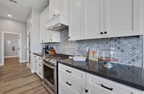 Acampo House | Hacienda Estates : Rivera - One of four new homes set in scenic vineyards