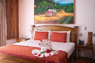 Curubande Hotel | Hacienda Guachipelin Volcano Ranch Hotel & Hot Springs