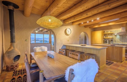 Taos House | Hacienda Harwood. Hot Tub, 2 Living Rooms, Professional Kitchen, Sleeps 6-8.