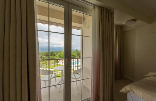 Gabrovo Resort | Hacienda Louisandro