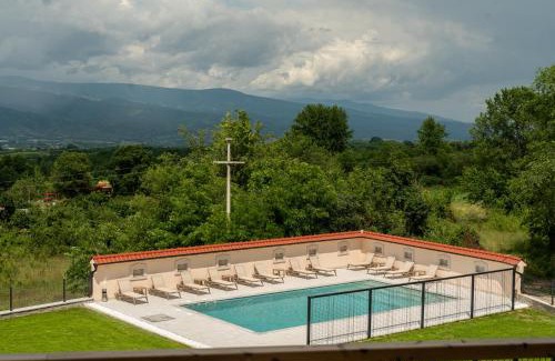 Gabrovo Resort | Hacienda Louisandro