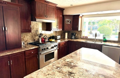 Kit Carson House | Hacienda | Luxury Villa