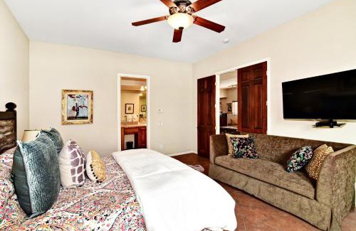 La Quinta Cove House | Hacienda Montezuma Permit# 220,080