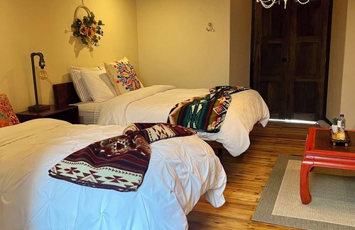 Guamote Hotel | Hacienda Santa Ana Lodging