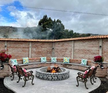 Guamote Bed & Breakfast | Hacienda Santa Ana Lodging