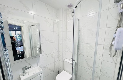 Upper Clapton Apartment | Hackney Studios by Sleepy - Studio Flat 9