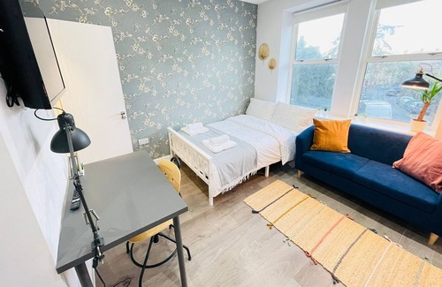 Upper Clapton Apartment | Hackney Studios by Sleepy - Studio Flat 9