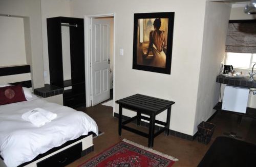 Otjiwarongo House | Hadassa Guest House
