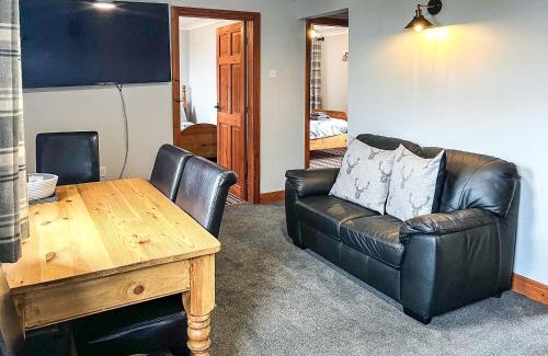 Over Haddon House | Haddon Cottage - Uk40270