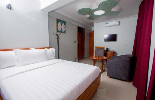 Mirongo Hotel | HADJENS HOTEL