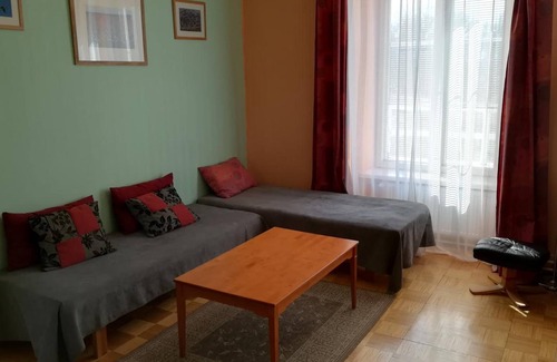 Haeska Hotel | Haeska Manor