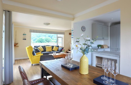 Mynytho Cottage | HAFAN DEG, family friendly, country holiday cottage in Llanbedrog