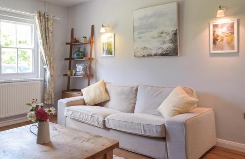 Stackpole House | Hafan Fach Cottage
