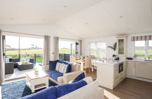 Mynytho Cottage | HAFOD 3, pet friendly, country holiday cottage, with pool in Abersoch