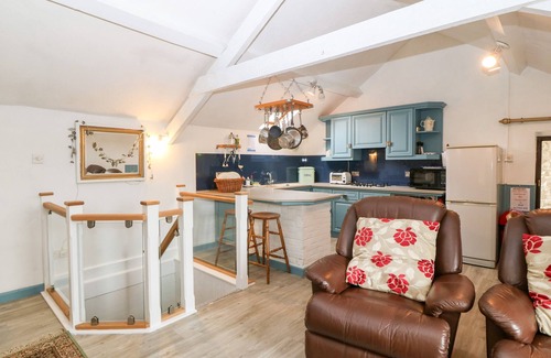 Brynrefail Cottage | HAFOD, pet friendly, character holiday cottage in Y Felinheli