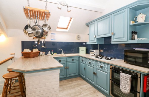 Brynrefail Cottage | HAFOD, pet friendly, character holiday cottage in Y Felinheli