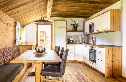 Sankt Koloman Apartment | Hagengebirge 4-8 persons - organic family farm "Grubsteighof"