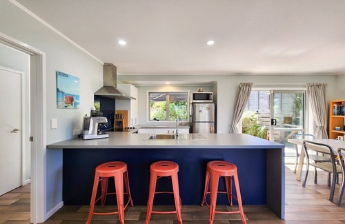 Hahei House | Hahei Hillside Treehouse, Hahei Hillside Treehouse