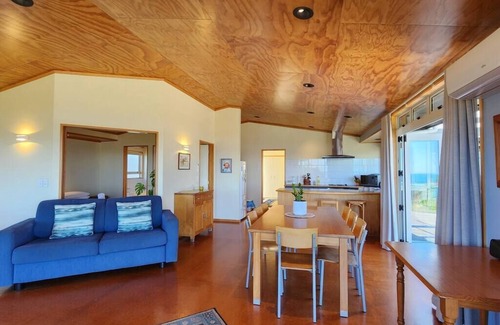 Hahei House | Hahei Island Outlook, Hahei Island Outlook on Grange Road