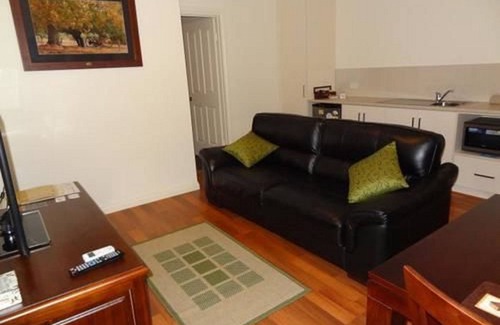 Hahndorf Cottage | Hahndorf Oak Tree Cottages