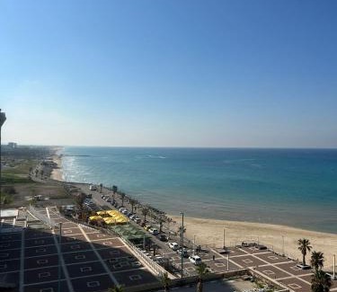 Haifa Apartment | Haifa Almog Tower- "Blue Reef" Suite On The Sea