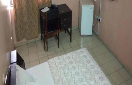 Ibadan Hotel | Hail Henrietta Hotel