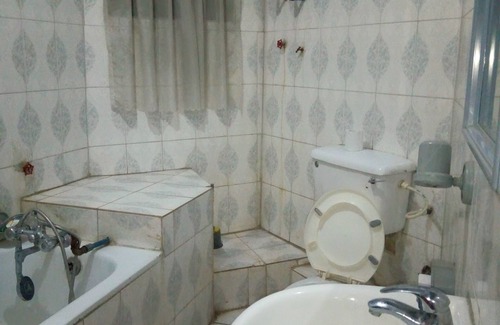 Ibadan Hotel | Hail Henrietta Hotel