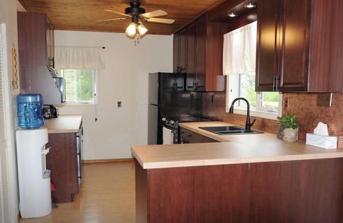 Saskatchewan House | Hakuna Matata Guest House at Saskatchewan Beach