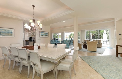 Wulfert House | HAKUNA MATATA - Luxury Captiva Pool Home with Breathtaking Bay Views and Beach Access