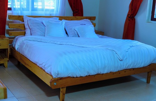 Kabale Bed & Breakfast | Hakyiri B&B