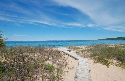 Glen Arbor House | Hal-Sea-On House