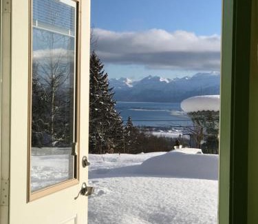 Homer Bed & Breakfast | Halcyon Heights B&B/Inn