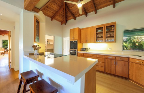Princeville House | Hale Hihimanu - newly renovated house and guest cottage with AC