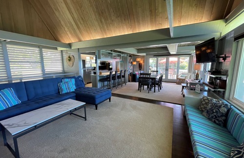 Haleiwa House | Hale Kai - BEACHFRONT Exclusive Area North Shore