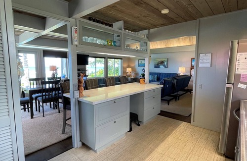 Haleiwa House | Hale Kai - BEACHFRONT Exclusive Area North Shore