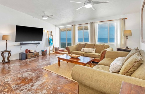 Waialua House | Hale Kai ~ Six Weeks of Bliss on the Beach
