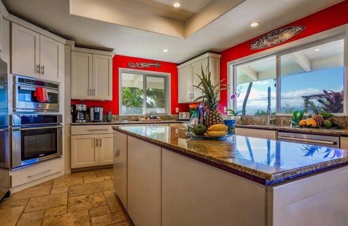 Kohala Estates House | Hale Laule`a ~ 4 BR ~ Infinity Pool with Stunning