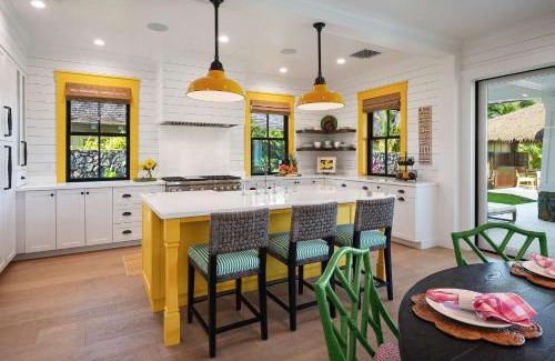 Poipu House | Hale Maia at Kukui ula - Elegant Pool Retreat with Golf Views in Poipu