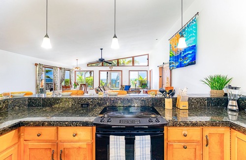 Keaau House | Hale Mar - Gorgeous Oceanfront Home with Private Pool & Hot Tub